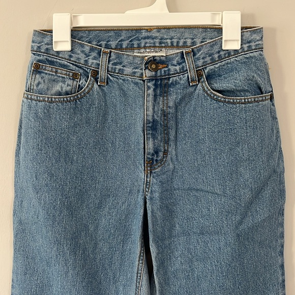 Light washed jeans - Picture 2 of 6